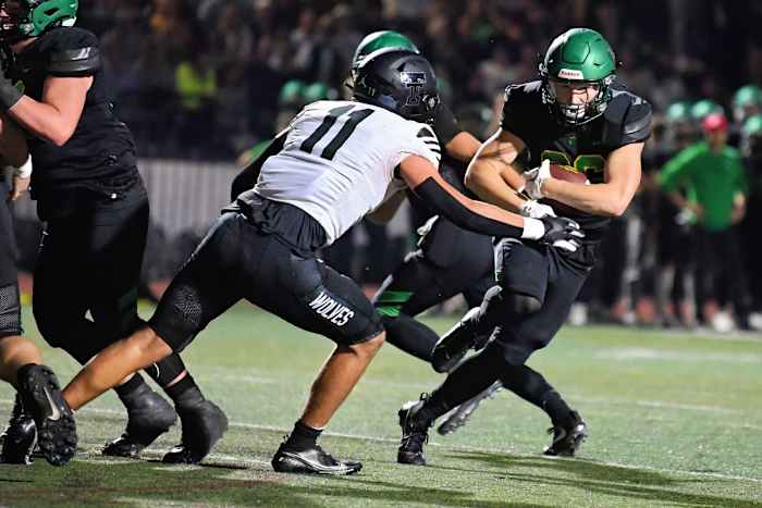 a West Linn Tualatin football Oregon October 5 2023 Leon Neuschwander 70